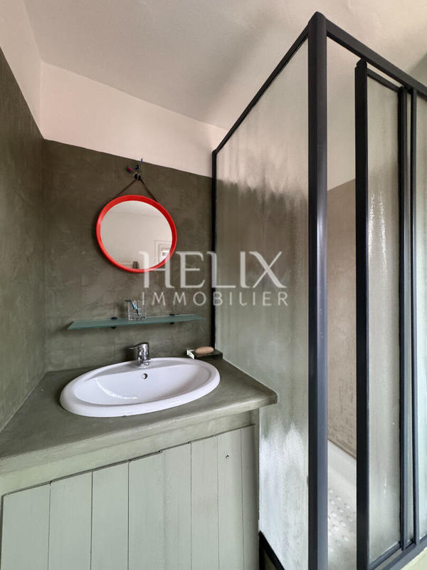 Appartement - 137 m² - 6 pièces