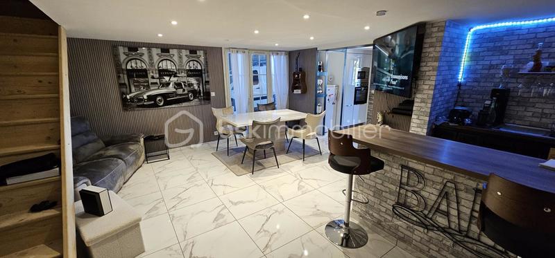 Maison - 90 m² - 3 pièces