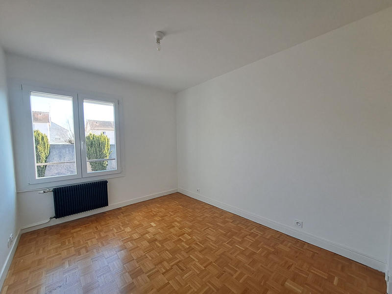 Appartement - 80 m² - 3 pièces