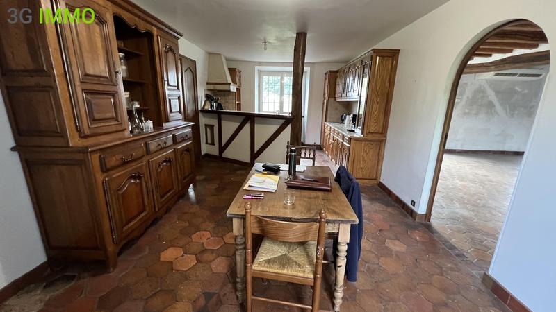 Maison ancienne - 206 m² - 8 pièces