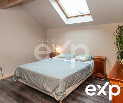 Maison traditionnelle - 144 m² - 5 pièces