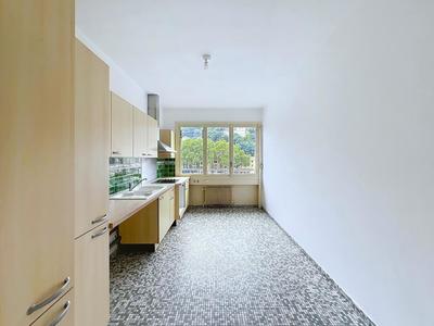 Appartement - 84 m² - 3 pièces