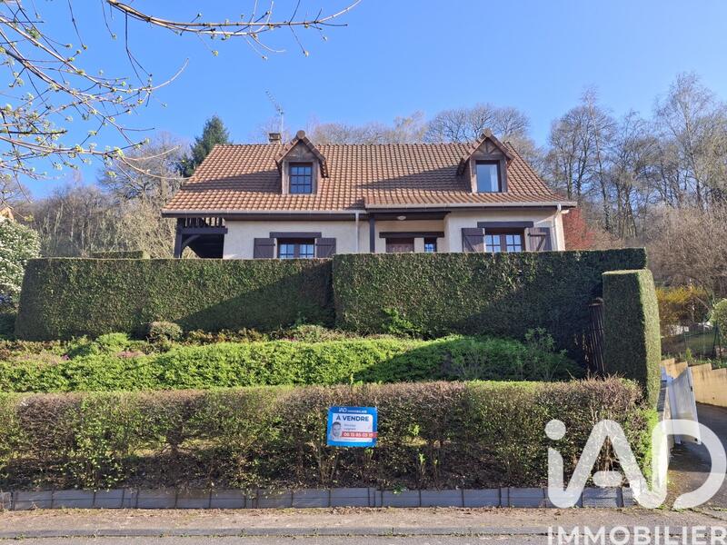 Maison - 128 m² - 6 pièces