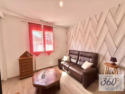 Maison - 85 m² - 4 pièces