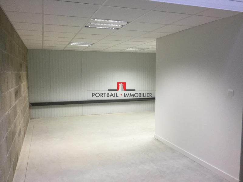Local d'activités - 156 m²