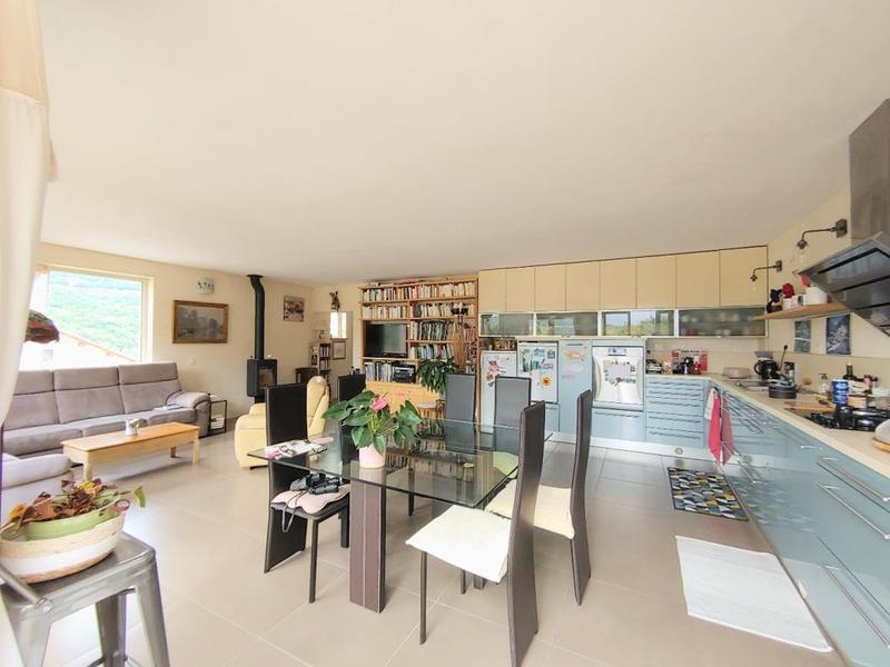 Maison - 131 m² - 3 pièces