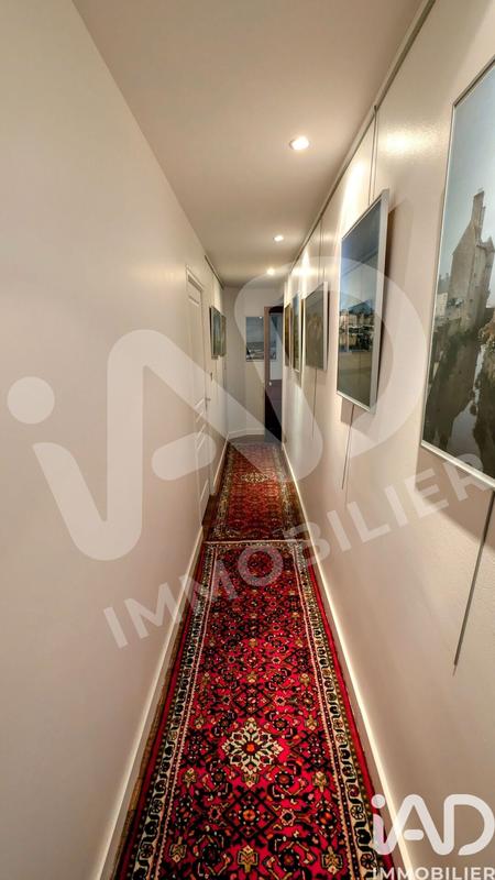 Maison - 345 m² - 11 pièces