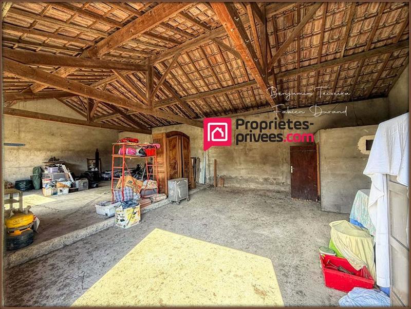 Terrain constructible - 1 512 m²