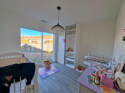 Maison - 95 m² - 5 pièces