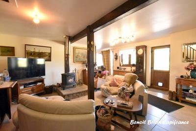 Maison - 153 m² - 7 pièces