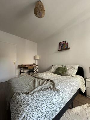 Chambre - 23 m² - 4 pièces