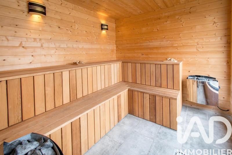 Maison de maîtres - 232 m² - 9 pièces