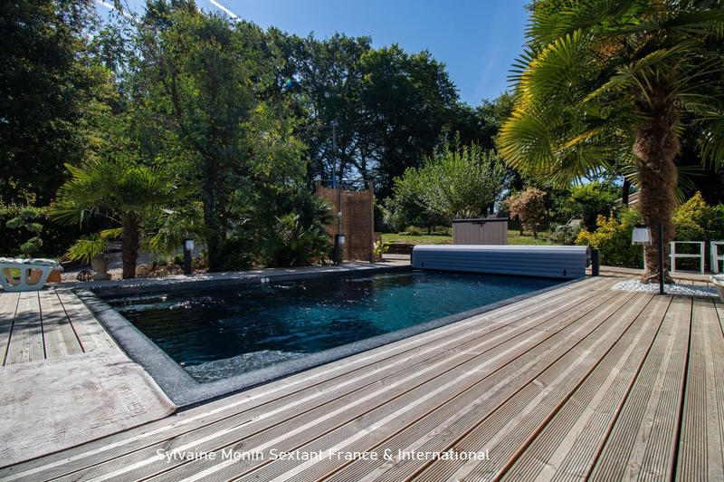 Maison - 171 m² - 6 pièces