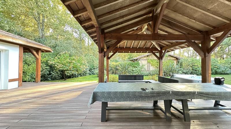 Maison contemporaine - 205 m² - 8 pièces