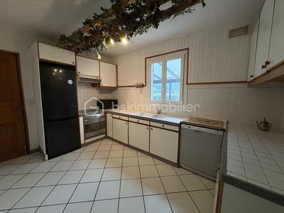 Pavillon - 150 m² - 5 pièces