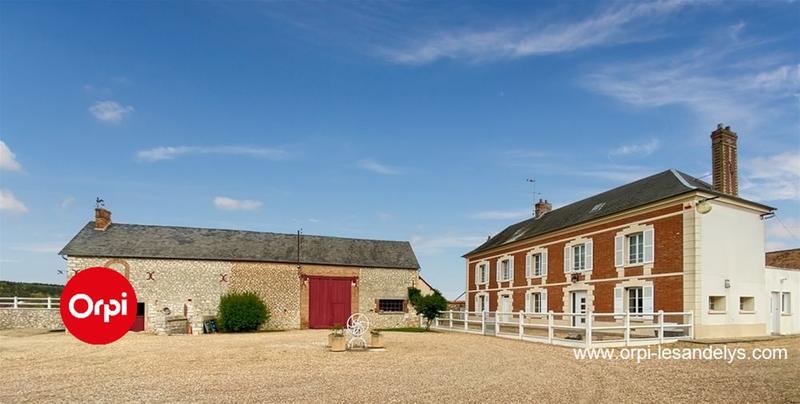 Maison - 160 m² - 4 pièces