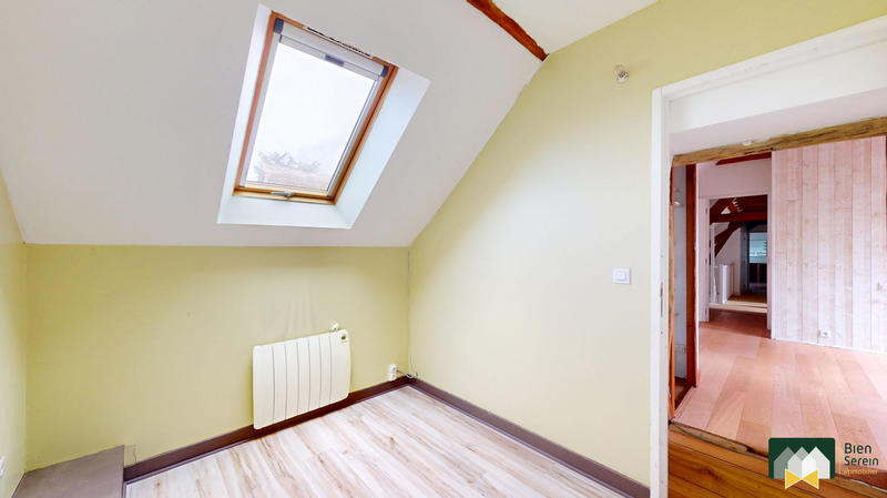 Maison - 180 m² - 6 pièces