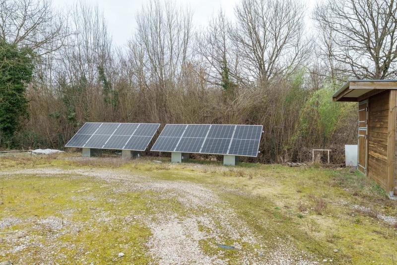 Maison - 238 m² - 8 pièces