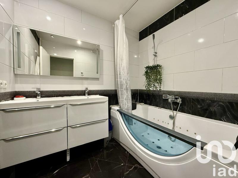 Appartement - 72 m² - 3 pièces