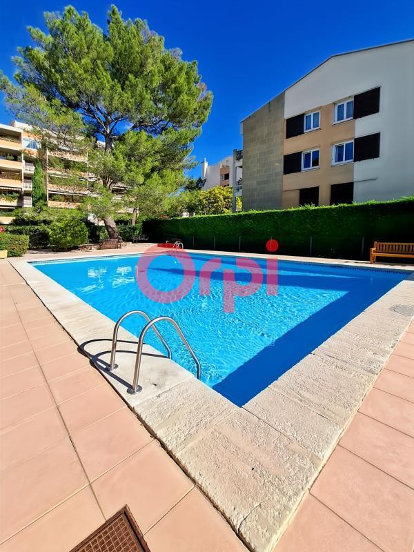 Appartement bourgeois - 112 m² - 4 pièces