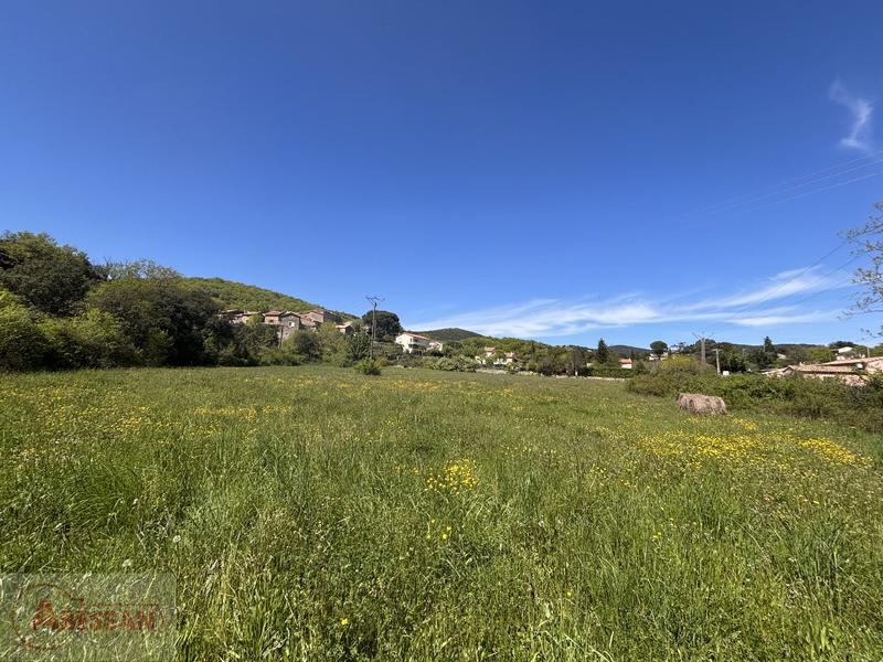 Terrain constructible - 16 530 m²