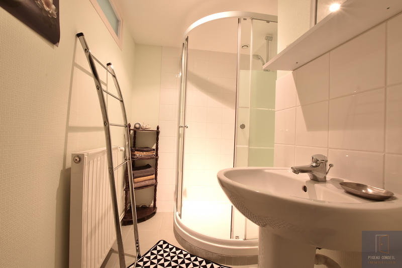 Maison - 151 m² - 6 pièces