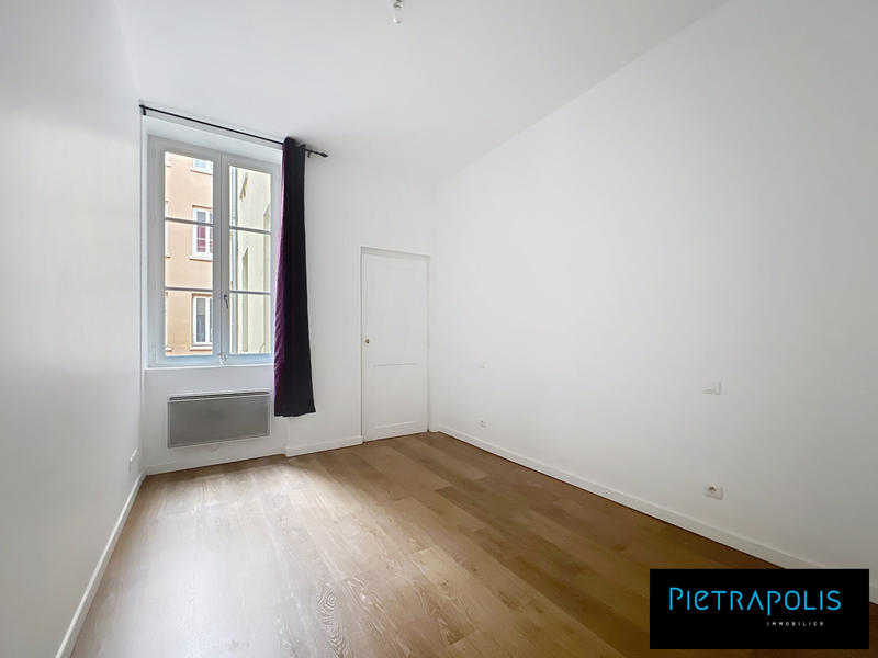 Appartement - 77 m² - 4 pièces