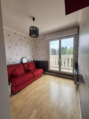 Appartement - 87 m² - 4 pièces