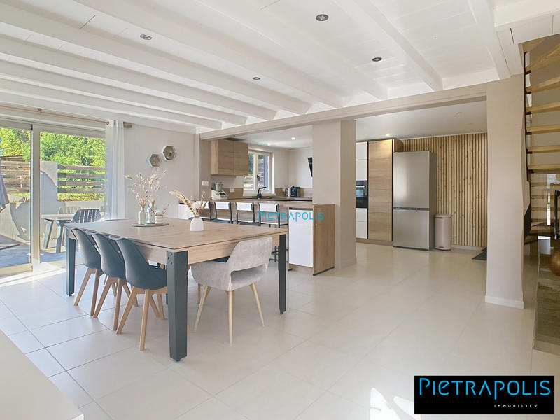 Maison - 125 m² - 5 pièces