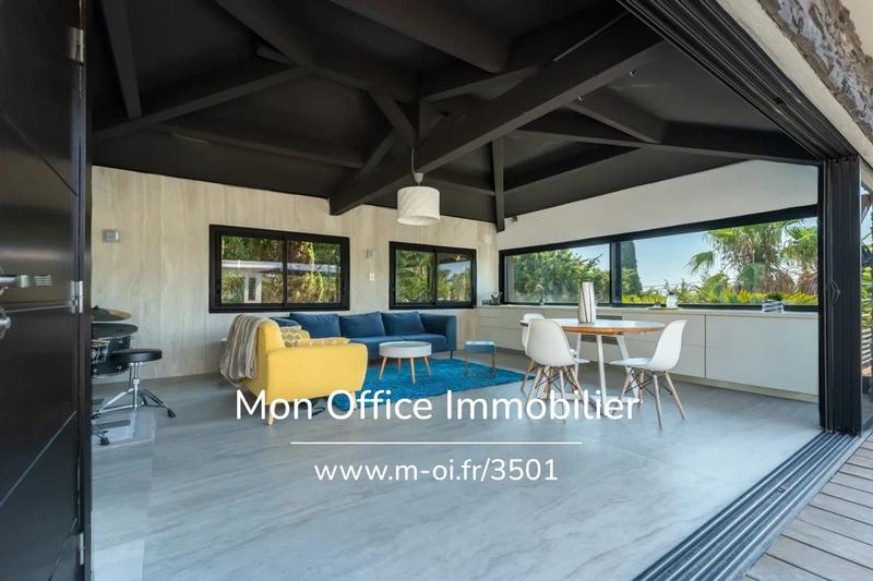 Villa - 465 m² - 12 pièces