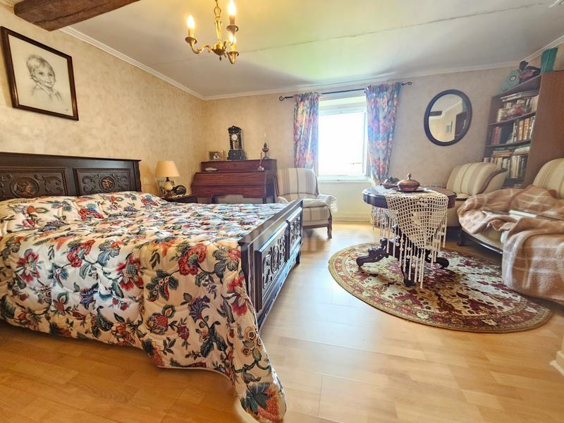 Maison de village - 123 m² - 4 pièces