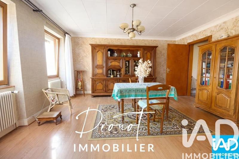 Maison - 176 m² - 8 pièces