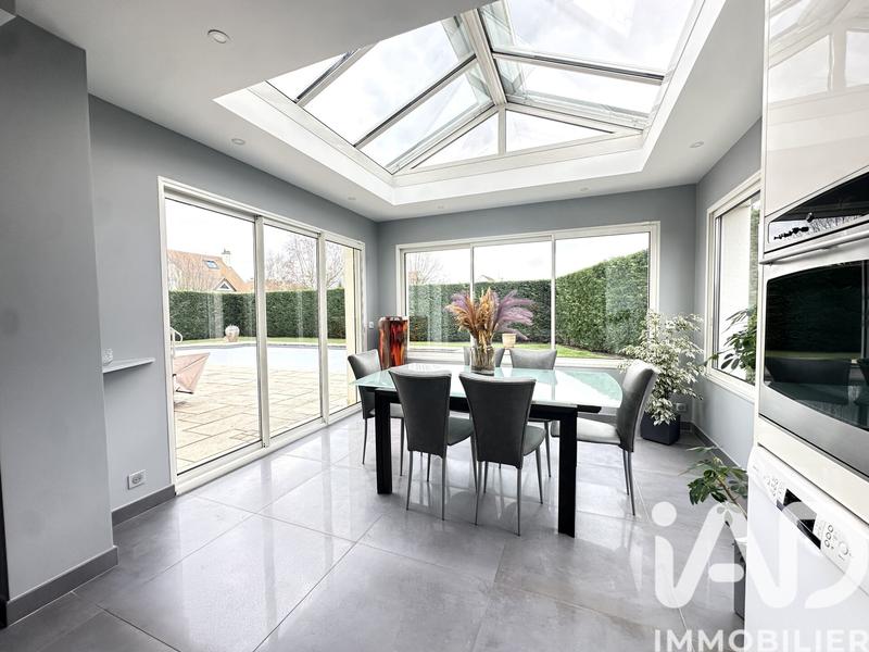 Maison de maîtres - 254 m² - 8 pièces