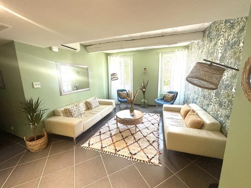 Fonds de commerce - 600 m²