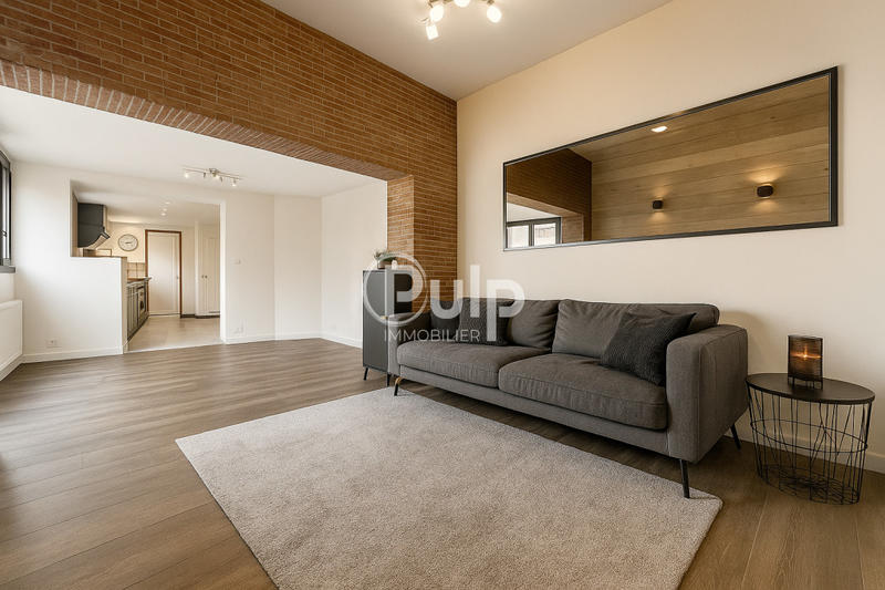 Maison - 95 m² - 5 pièces