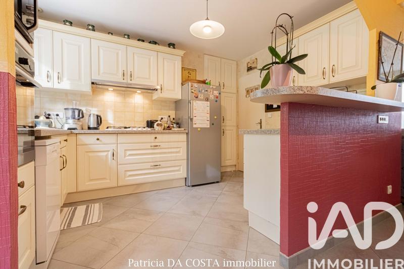 Maison - 110 m² - 6 pièces