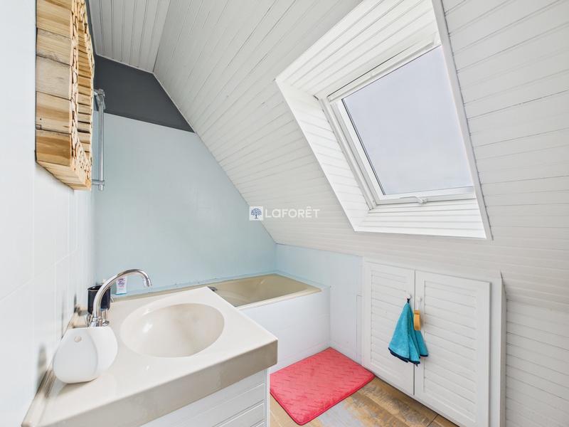 Maison - 150 m² - 9 pièces