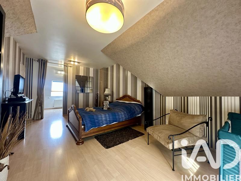 Maison - 156 m² - 7 pièces