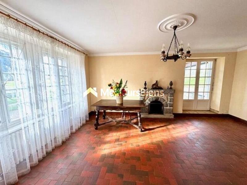 Maison - 124 m² - 6 pièces