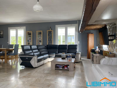 Pavillon - 140 m² - 6 pièces