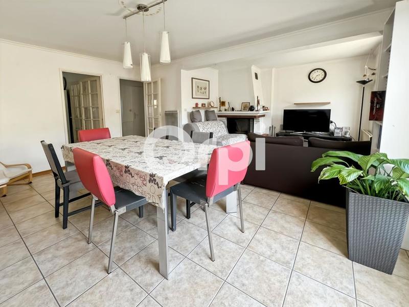 Maison - 91 m² - 4 pièces