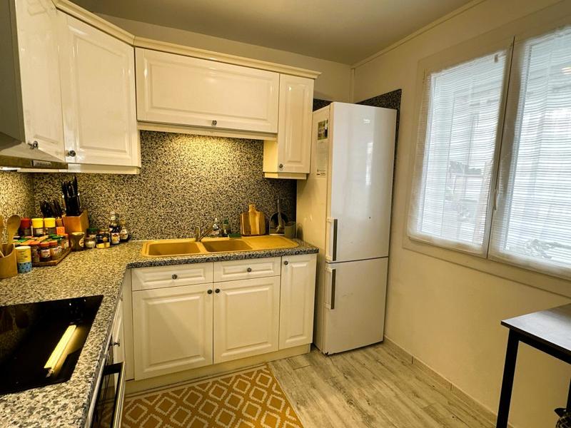 Propriété - 95 m² - 5 pièces