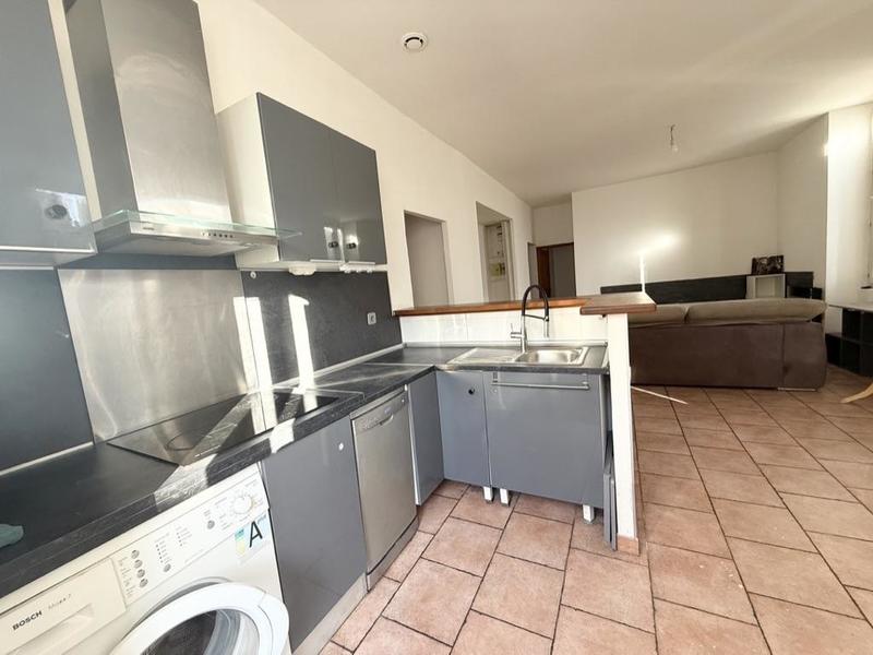 Appartement - 75 m² - 4 pièces