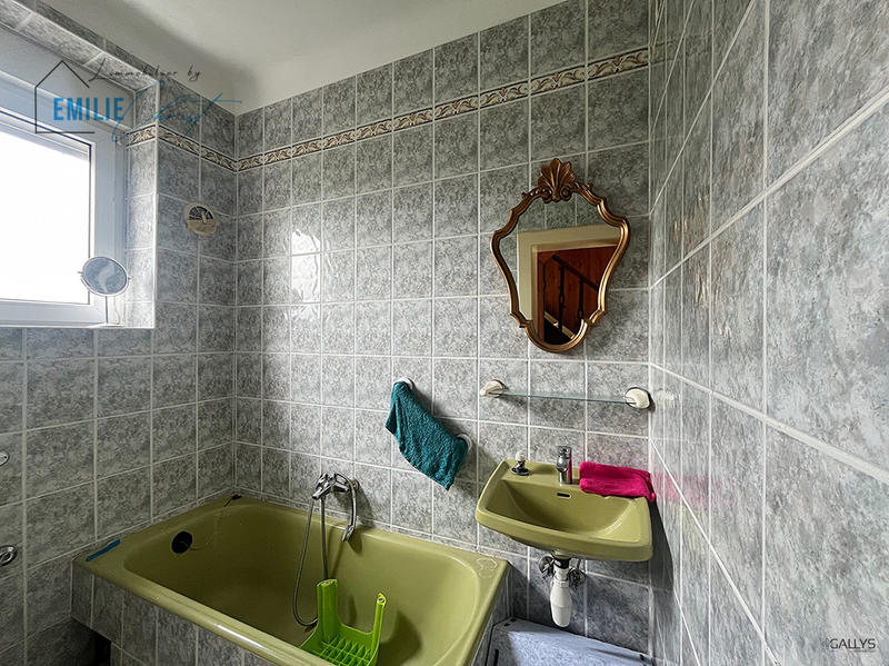 Maison - 146 m² - 7 pièces