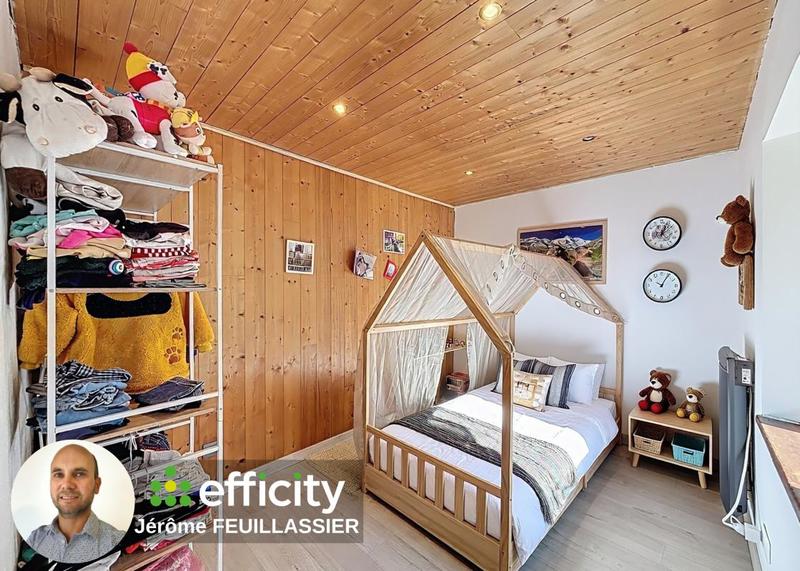 Appartement - 92 m² - 4 pièces