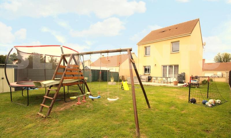 Pavillon - 100 m² - 5 pièces