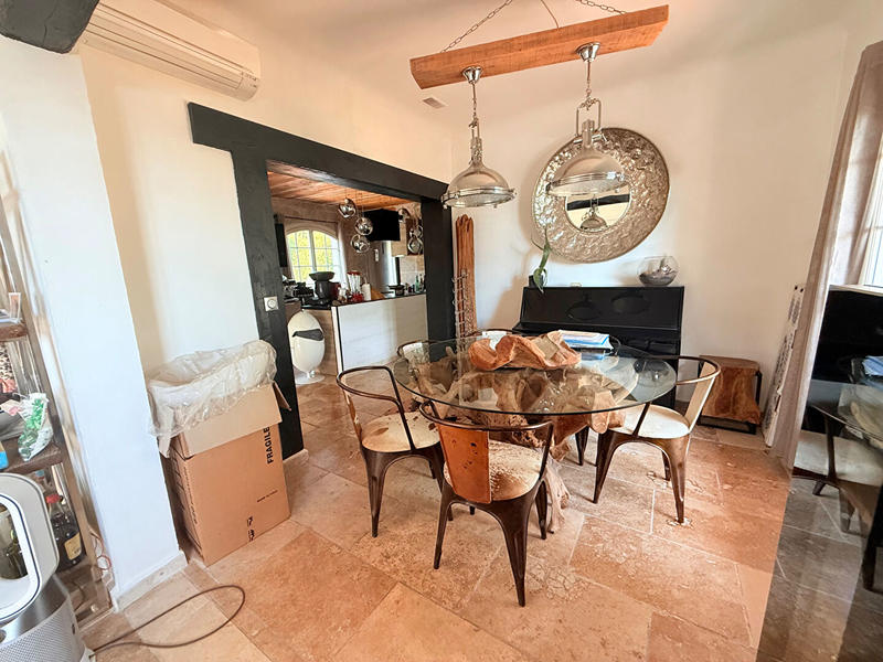 Villa - 130 m² - 4 pièces