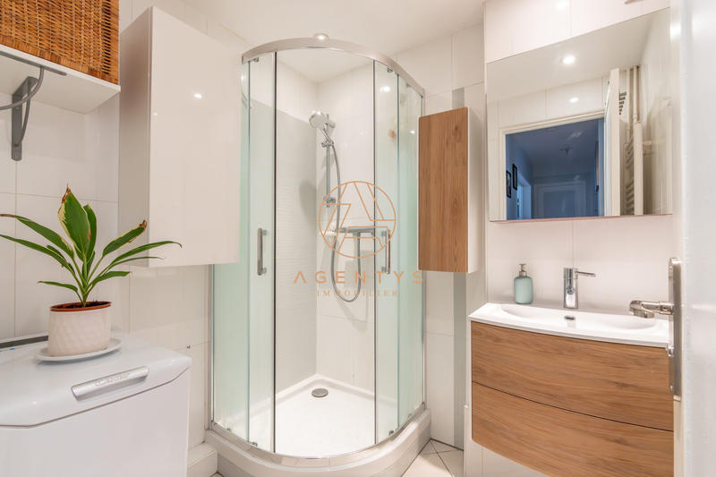 Appartement - 76 m² - 3 pièces