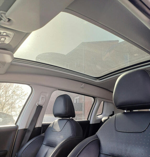 Peugeot 2008 1.6 e Hdi 115 Feline