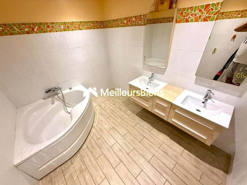 Villa - 160 m² - 6 pièces